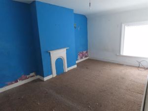 Photo 6- click for photo gallery